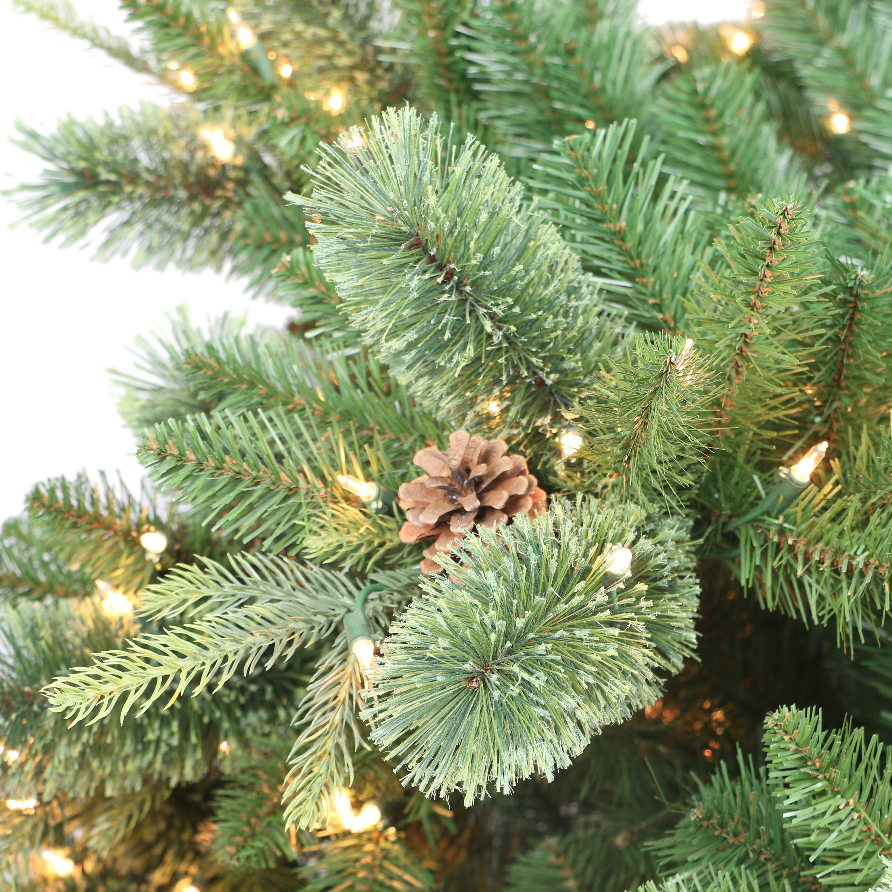 7.5ft Pre-Lit Montana Pine Christmas Tree